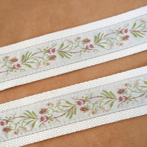 Handcrafted Embroidered Camera Strap, Floral Camera Neck Strap, DSLR Camera Strap, Camera Accessories, Gift for Photographer, Birthday Gift image 9