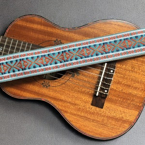 Handmade Embroidered Guitar Strap, Universal Guitar Strap, Adjustable Shoulder Strap for Guitars, Musical Instrument Accessories