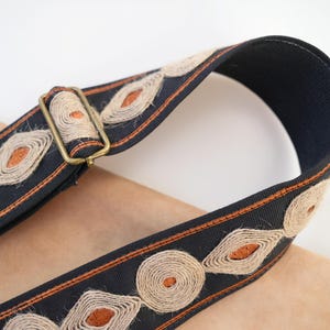 Hemp Rope Guitar Strap, Durable Bass Strap, Rustic Guitar Strap, Adjustable Shoulder Strap, Guitarist Gift, Eco Friendly Guitar Accessories image 6