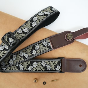 Daisy Ukulele Strap, Vintage Style Ukulele Strap, Unique Ukulele Strap, Embroidered Ukulele Strap, Straps Fits for All Sizes Ukulele