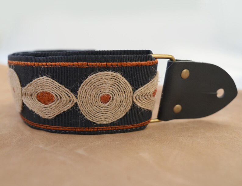 Hemp Rope Guitar Strap, Durable Bass Strap, Rustic Guitar Strap, Adjustable Shoulder Strap, Guitarist Gift, Eco Friendly Guitar Accessories image 15