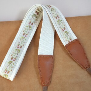 Handcrafted Embroidered Camera Strap, Floral Camera Neck Strap, DSLR Camera Strap, Camera Accessories, Gift for Photographer, Birthday Gift image 11