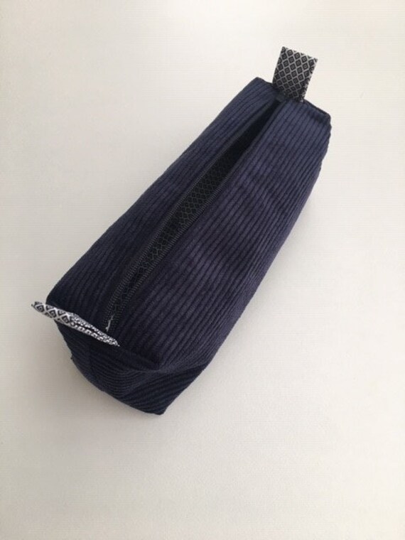 Belle Trousse Rectangulaire en Velour Côtelé et Entièrement Doublé