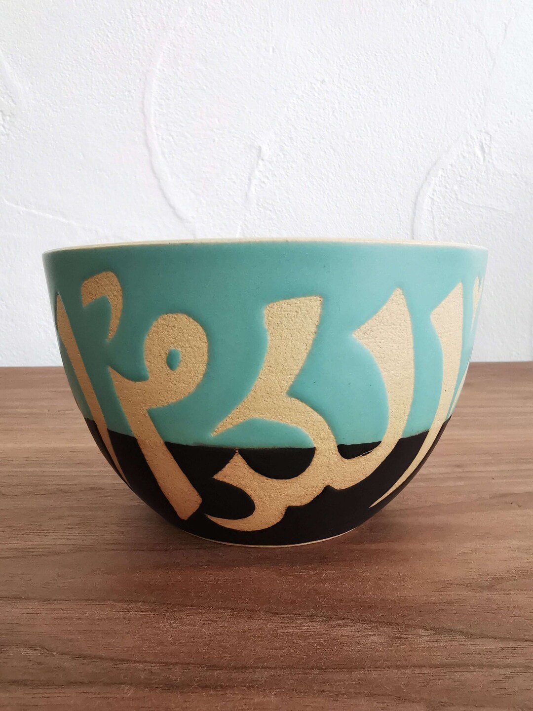 Handmade Pottery Bowl With Arabic Calligraphy A Stunning Home Decor Piece for Any Room Al Karam