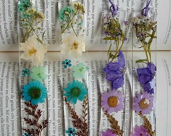 Dried flower bookmark