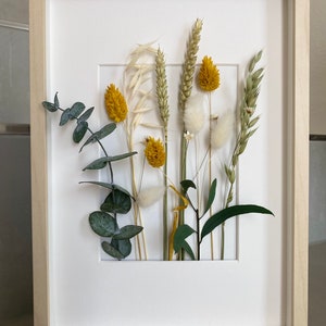 Dried flowers in picture frames, picture gift, natural materials, sustainable, lasts for several years