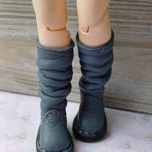 High leather boots for Blythe.Shoes for Blythe, boots.Leather doll shoes boots for your lovely Blythe,knee high boots