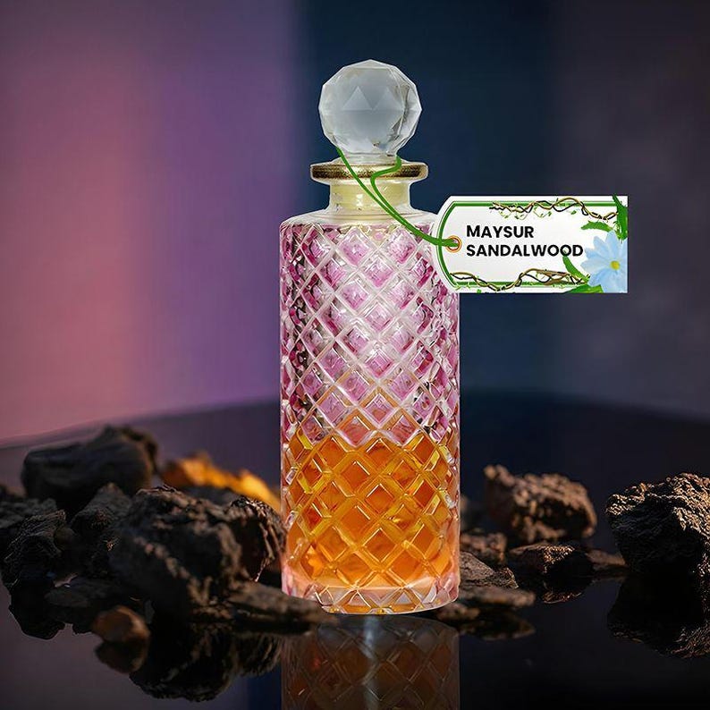 100 % ren Mysore sandelträattare tillverkad i Kannauj | Naturlig unisex indisk parfymolja | Vegansk, träig och jordig blandning | Handgjord, alkoholfri bild 1
