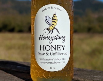 Raw Honey, Pure Raw Unfiltered Honey, Blackberry Honey, Local Oregon Honey, Pacific Northwest Honey, 12 oz, Glass Honeycomb Jar, Honey Gift