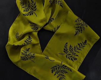 Foulard en soie à imprimé fougères, imprimé bloc sur soie pure, teint à la main, imprimé à la main, foulard en soie, foulard pour cheveux