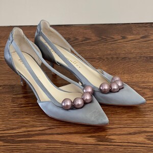 Beaded 2025 kitten heels