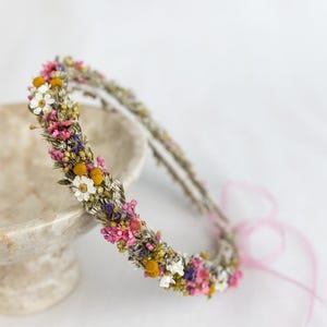 Bunter Haarkranz aus Trockenblumen I Blumenkranz fürs Haar I Blumenkranz I Brautschmuck I  Mittsommerkranz I Wiesenhaarkranz I Artikel: 030