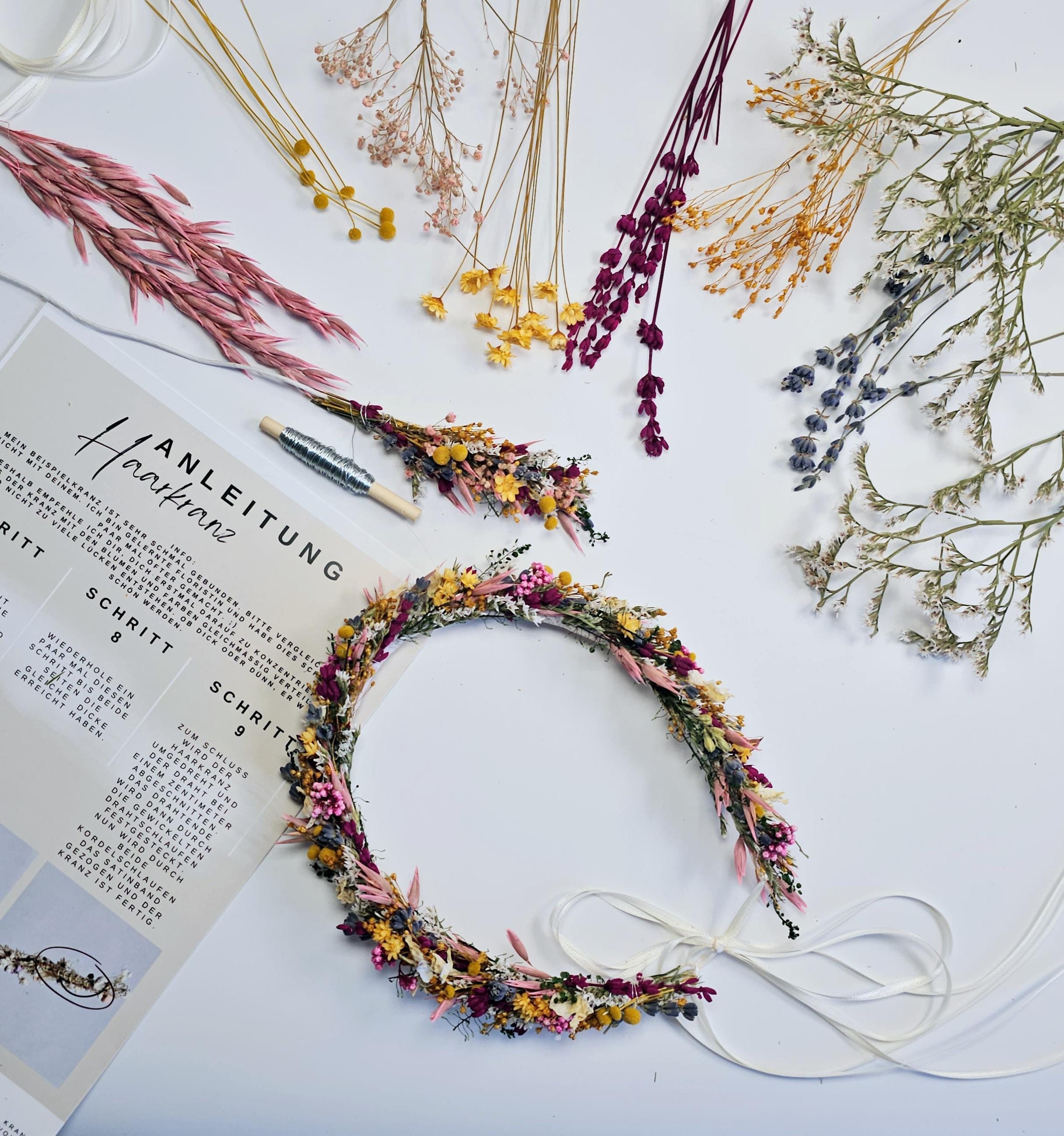 Blumenkrone DIY-Set für Junggesellinnenabschiedsparty mit Anleitung zum Selbermachen für zu Hause / Haarkranz selber binden I Artikel: 127