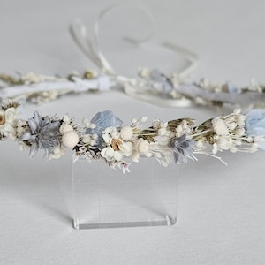 Zarter Haarkranz in creme-blau aus Trockenblumen / Haarkrone Brautschmuck Haarkrone Kommunion Brautjungfern Haarschmuck Bild 4