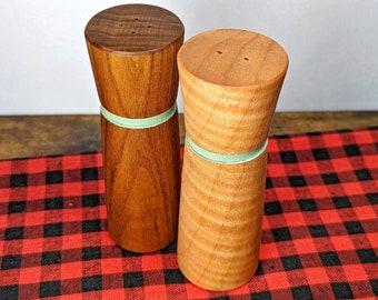 Rustic Salt Pepper shaker set | Handmade picnic table setting | Walnut Cherry Maple Milk Paint | caboiteau