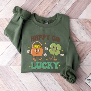 Lucky Retro Sweatshirt, Lucky Clover Sweater, St Patricks Day Sweatshirt, Lucky Shamrock Sweatshirt, Womens Lucky Sweatshirt, Lucky Crewneck