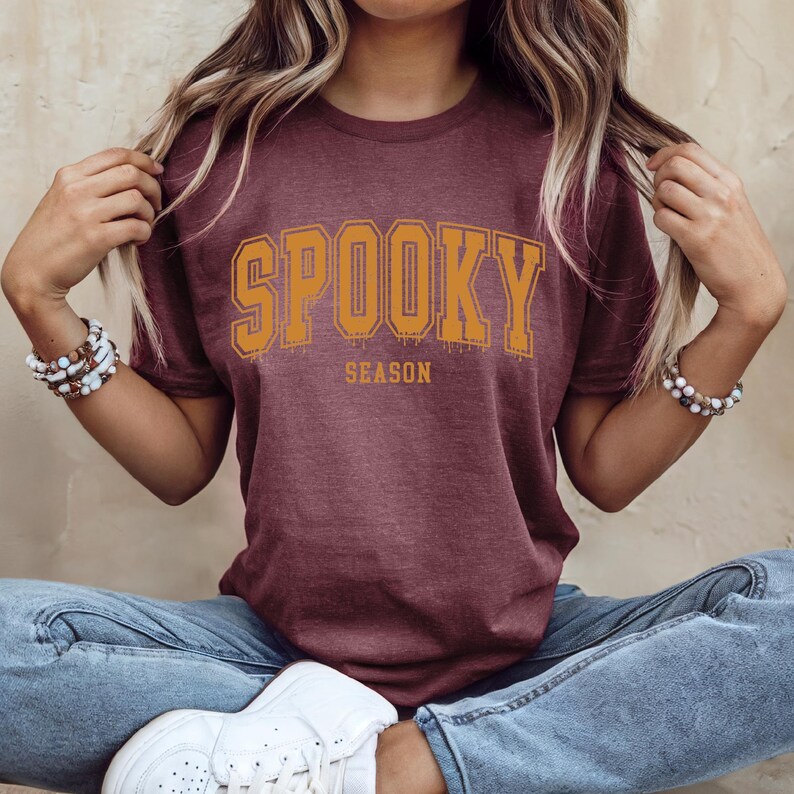 Spooky Season Sweatshirt, Retro Spooky Shirt, Spooky Halloween, Womens Halloween Shirt, Fall Vibes, Cozy Season Shirt, Cute Fall Shirt immagine 8