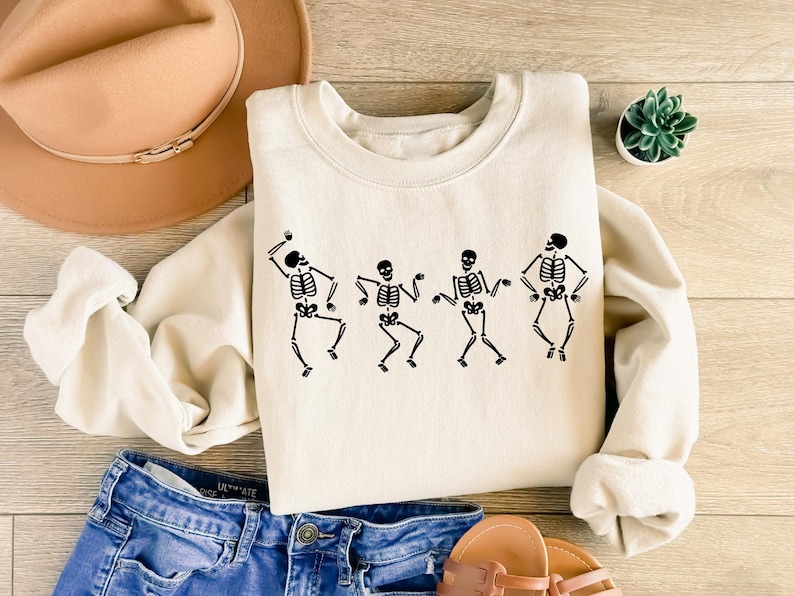 Dancing Skeleton Sweatshirt, Skeleton Halloween Shirt, Womens Halloween Shirt, Halloween Party Shirt, Cute Halloween Gift, Fall Graphic Tee Bild 3