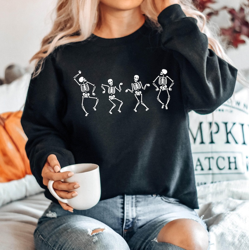 Dancing Skeleton Sweatshirt, Skeleton Halloween Shirt, Womens Halloween Shirt, Halloween Party Shirt, Cute Halloween Gift, Fall Graphic Tee Bild 1