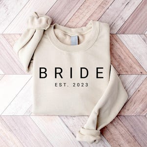 Custom Bride Sweatshirt, Bridesmaid Sweatshirt, Maid of Honor Shirt, Bachelorette Party Sweatshirt, Bridal Party Sweatshirt, Gift For Bride
