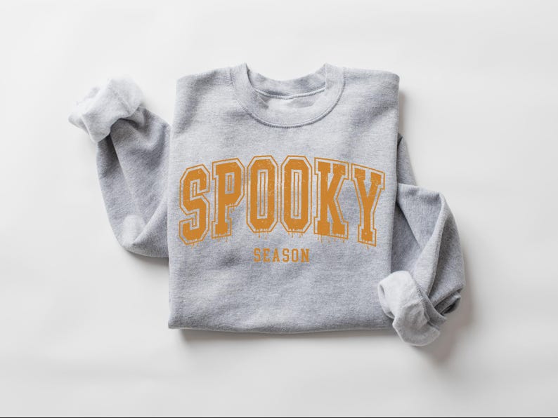 Spooky Season Sweatshirt, Retro Spooky Shirt, Spooky Halloween, Womens Halloween Shirt, Fall Vibes, Cozy Season Shirt, Cute Fall Shirt immagine 6