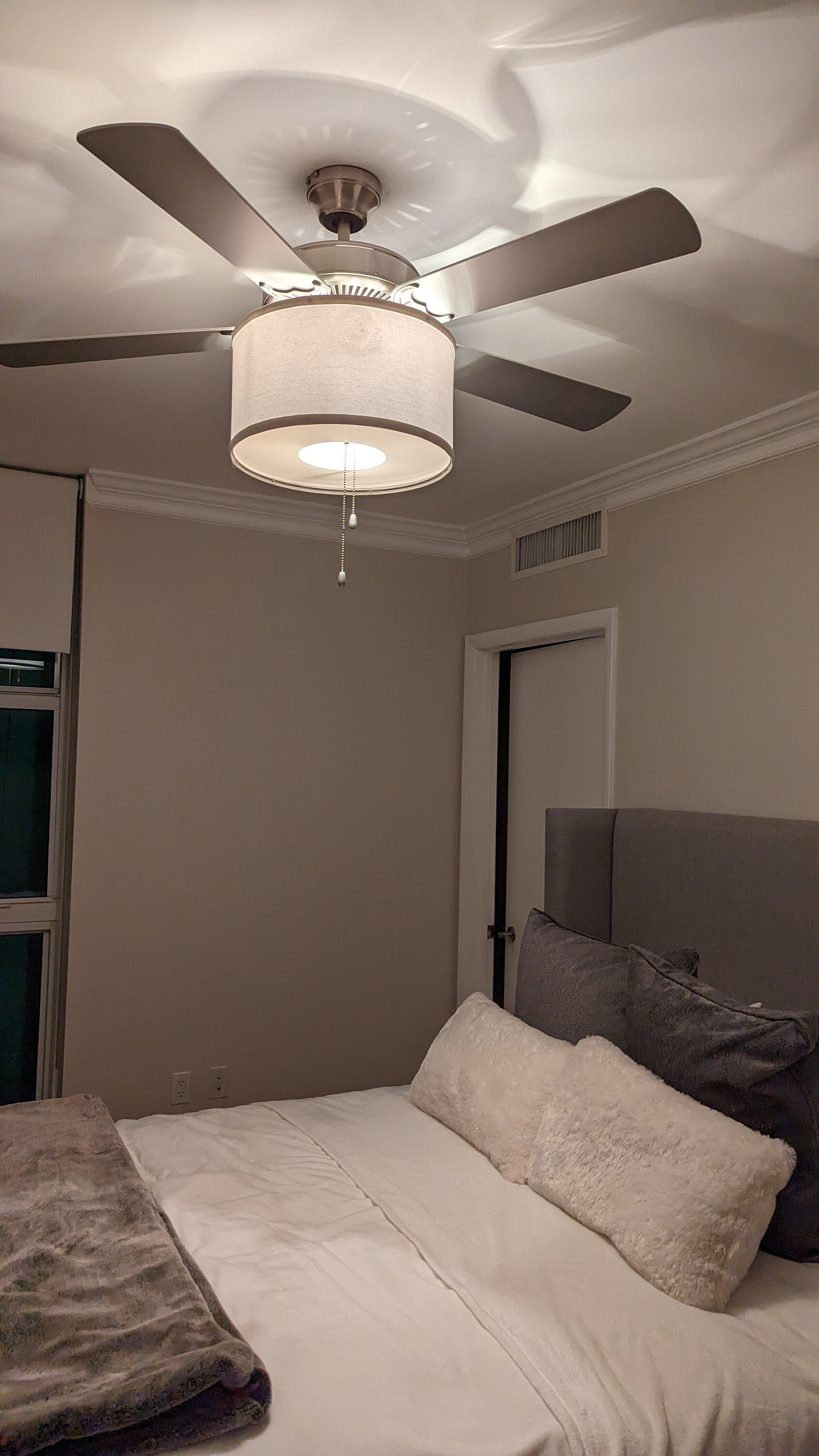 thumbnail image 2 of 4-Pack Plastic Lamp Shades - White Replacement Globe Covers For Ceiling Fans & Floor Lamps 2 of 10