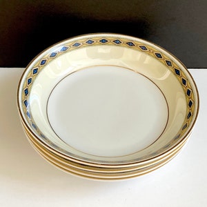 Heinrich H&C Fruit Dessert Bowls: Set of 4, Empire Pattern, Gold Trimmed, SELB Bavaria