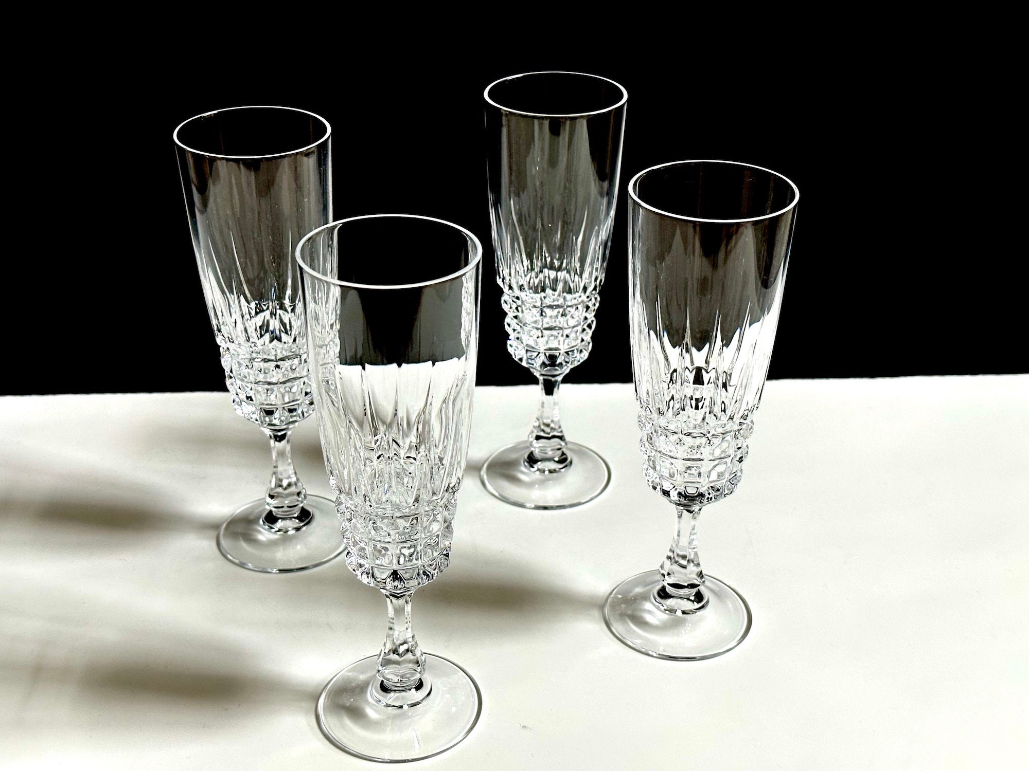 Fluted Champagne Glasses / Enchante Cristal Darques-durand Champagne Flutes  / Toasting Glasses / Champagne Wedding Glasses / Drinkware Set 