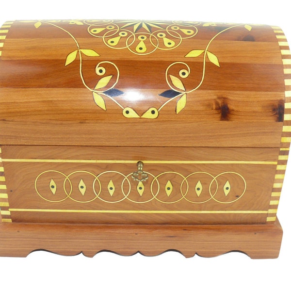 Oriental wooden casket box box storage box jewelry thuja