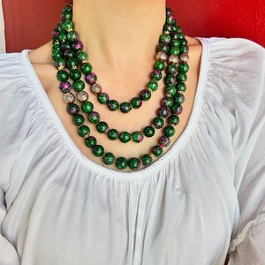 Collier fait main avec perles vert foncé, multi-rangs traditionnel, style ukrainien, collier Vyshyvanka, collier tendance