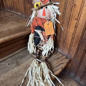 Primitive Scarecrow Doll with crow-leaner (Hee Haw)