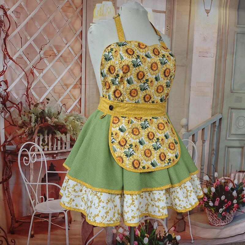 Pin up Apron - Etsy