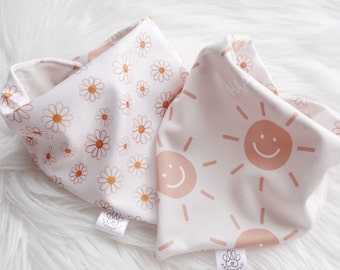 Summer Sunshine & Daisies Reversible Dog Bandana: Tie and Snap