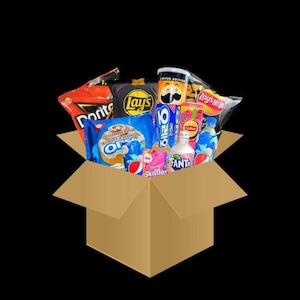 South Asian Hand-Picked Snacks and RAMEN Bundle : Perfect for Gifting