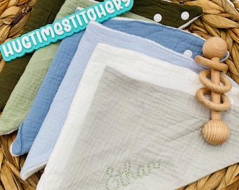 Personalized Embroidered Muslin Baby Bib: Custom Name, Adjustable Snaps