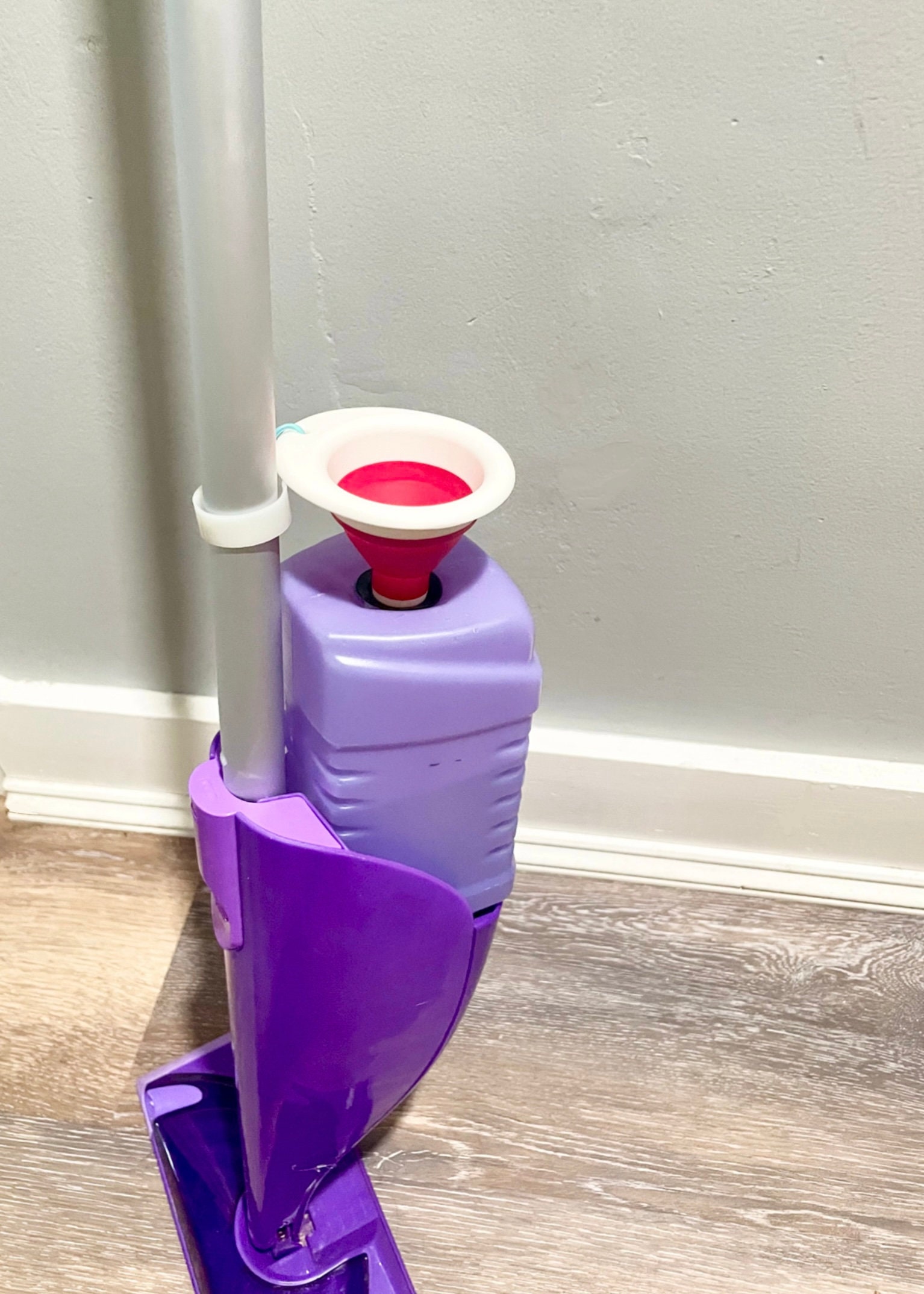 Complete Swiffer Refill Kit, PRE MODIFIED Bottle, REUSABLE Swiffer