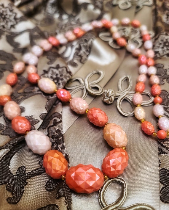 JEWELRY SALE Lucite necklace with patterned beads,