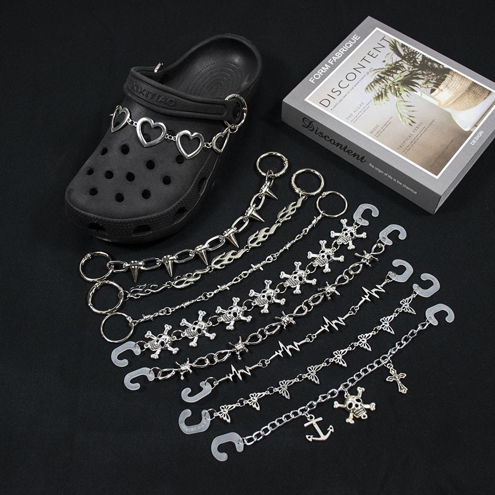Bling Shoe Charms, 15 Pcs Shoe Charms for Crocs Fashion Crystal Rhinestone and Imitated Pearl, Retro Shoe Decoration for Clog Sandals with 2 Chains