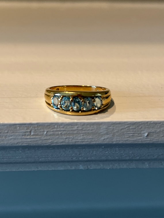 Vintage 10K 5 Stone Blue Topaz Ring Size 7.25 - image 7