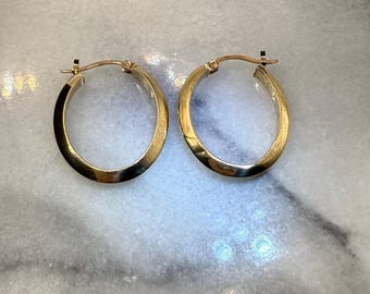 Vintage 10K Oval Hoop Earrings