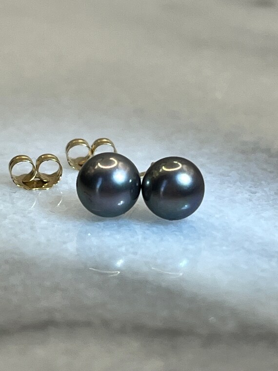 Vintage 14K Tahitian Pearl Earrings