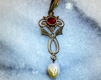 Antique 10K Victorian Lavalier Pendant with Pearl
