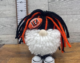 Football Gnomes|Gnomes with Shoes|Handmade Gnomes|Gnomes|Texans|Steelers|Cowboys|Broncos|Bengals|Titans|Browns