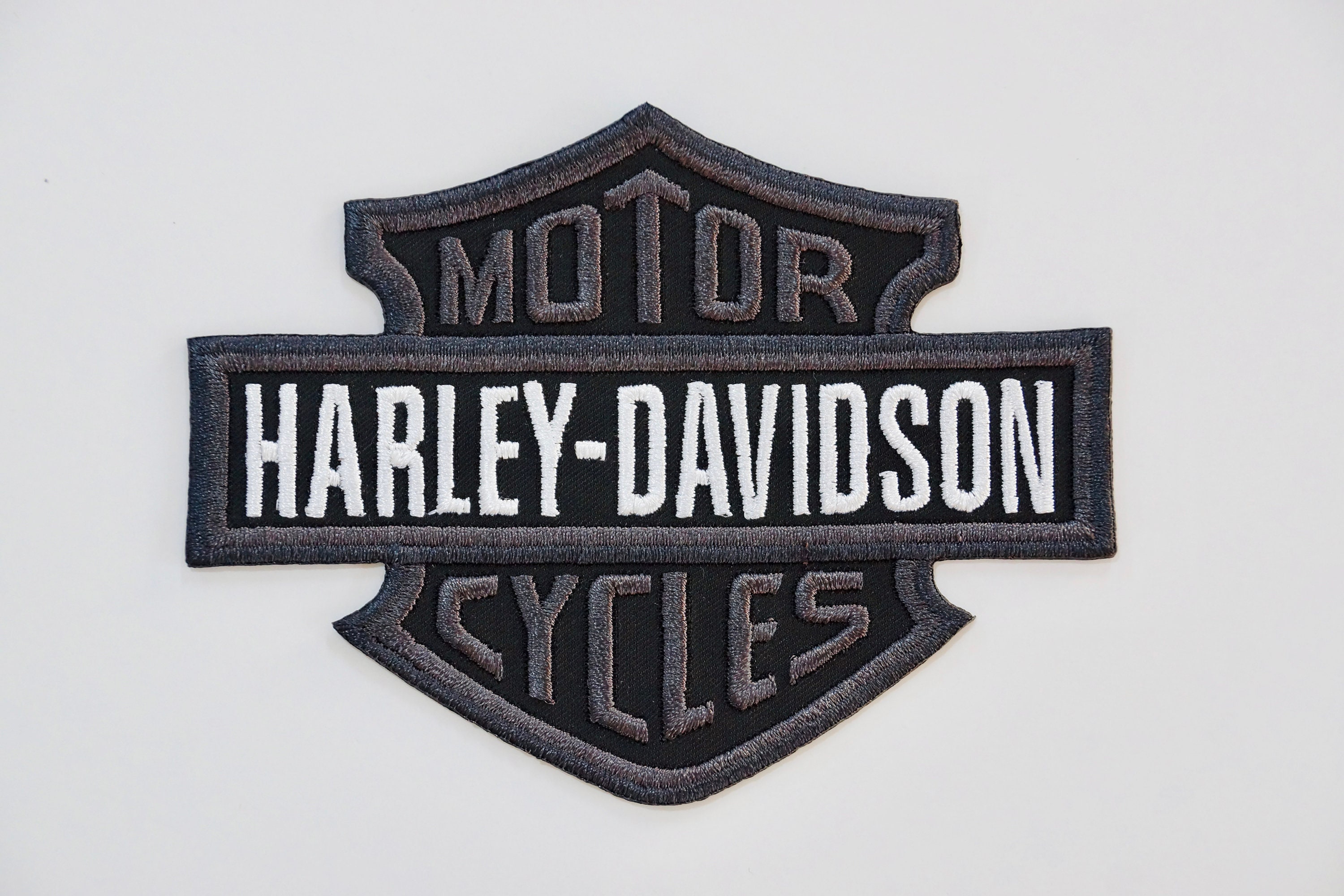 écusson patch brodé thermocollant harley davidson bar & shield noir , petit  modèle , NEUF - Équipement moto