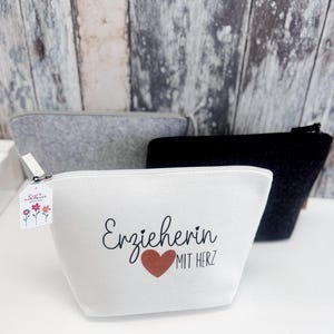 Kosmetiktasche „ERZIEHERIN MIT HERZ“ personalisiertes Geschenk für die Erzieherin Abschiedsgeschenk