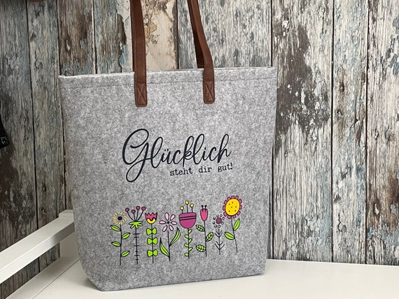 Filztasche „Glücklich steht dir gut!" - personalisiertes Geschenk für Frauen und Mädchen - personalisiert mit Namen - personalisierte Tasche