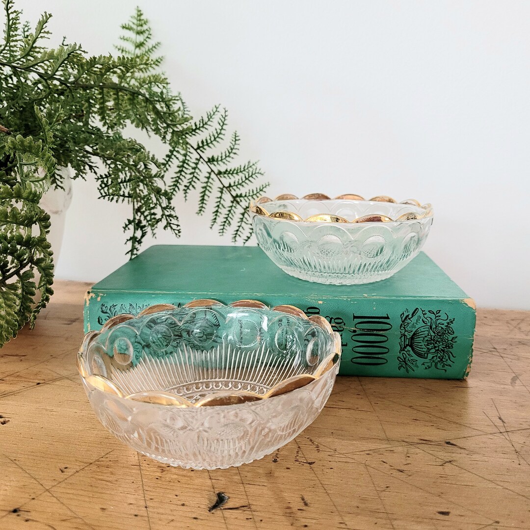 Vintage Bartlett Collins Manhattan Pressed Pattern Clear Glass Berry