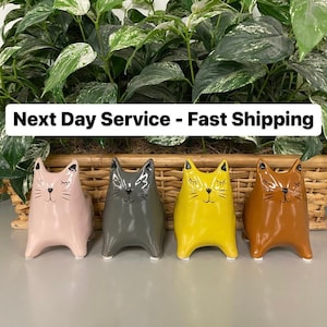Color cats ceramic planter, happy kitty flower pot, feline plant holder home decor, cute kitten vase, cat & pet lovers gifts and gardening