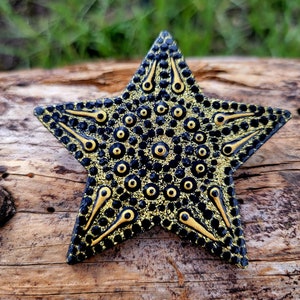 Star Magnet, Handmade, Hand painted, Hand crafted, Shiny, Fridge magnet, magnets, art, painting, stars, gold, black, gifts, cute, gift image 1