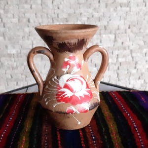 Old ceramic vase, flower vase, hand painted vase, retro decor, home decor, ceramic vase, vintage vase.